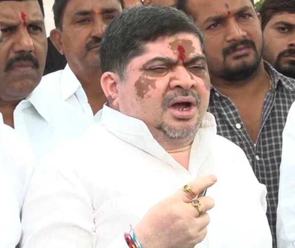 అన్ని జిల్లాలను రాజకీయాలకు అతీతంగా అభివృద్ధి చేస్తాం: మంత్రి పొన్నం - Udayam Digital