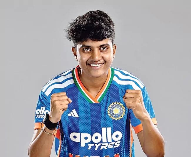 శ్రీచరణి @ 804.. ఐసీసీ ర్యాంకింగ్స్‌లో సరికొత్త రికార్డు