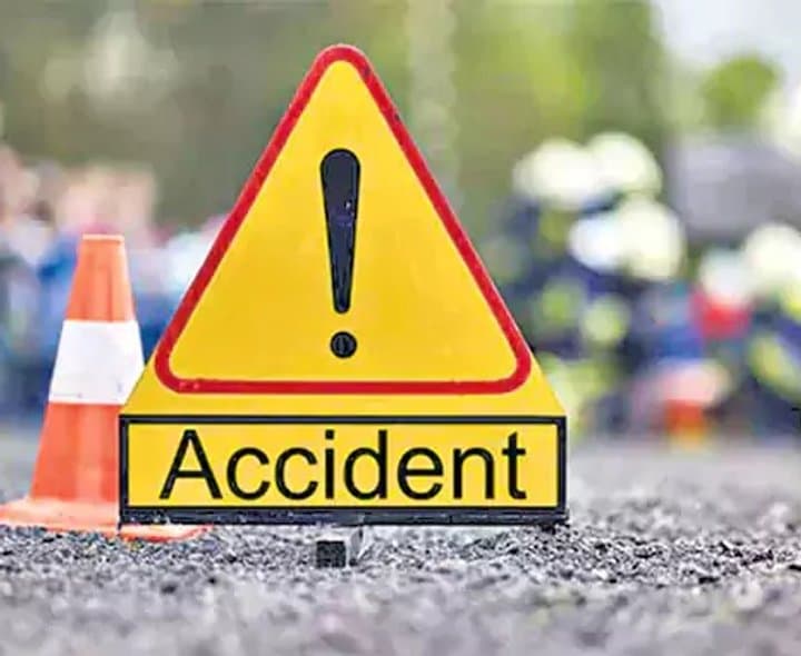 హైవేపై ప్రమాదం.. యువకుడి మృతి - Udayam