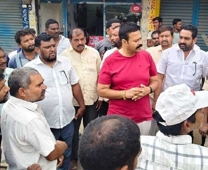 సూర్యాపేటలో ట్రాఫిక్‌ సిగ్నల్స్‌పై సూచనలు