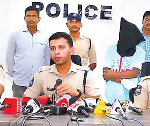 ముగ్గురిని సజీవ దహనం చేసిన నిందితుడు అరెస్ట్