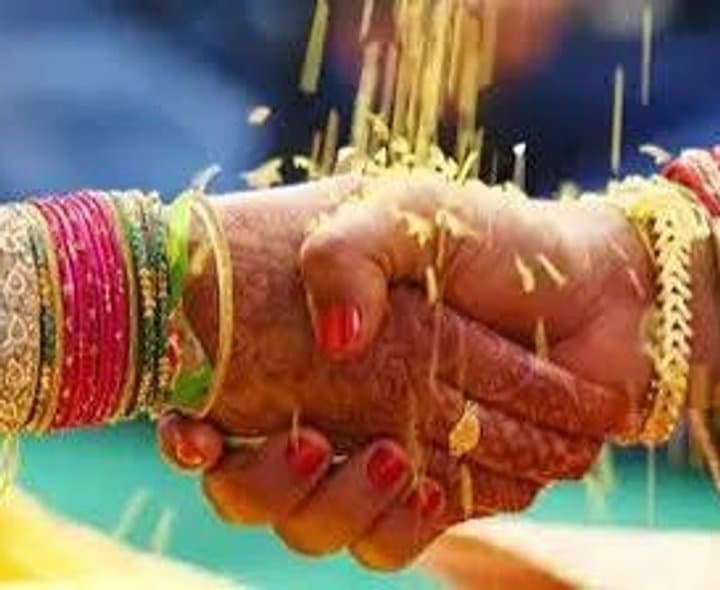 కులాంతర జంటలకు ప్రోత్సాహకం ఆలస్యం
