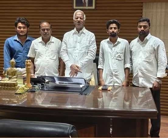 ZPHS సమస్యలపై ఎమ్మెల్యేకు వినతి - Udayam