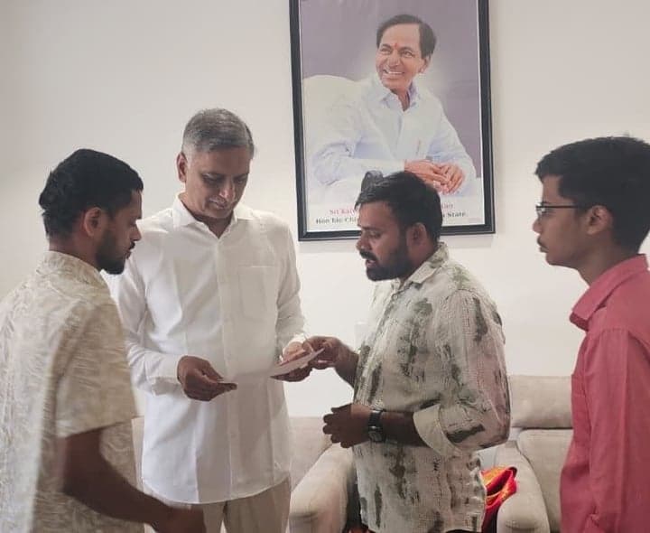 AEE పరీక్ష వాయిదా వేయాలి: హరీశ్ రావు
