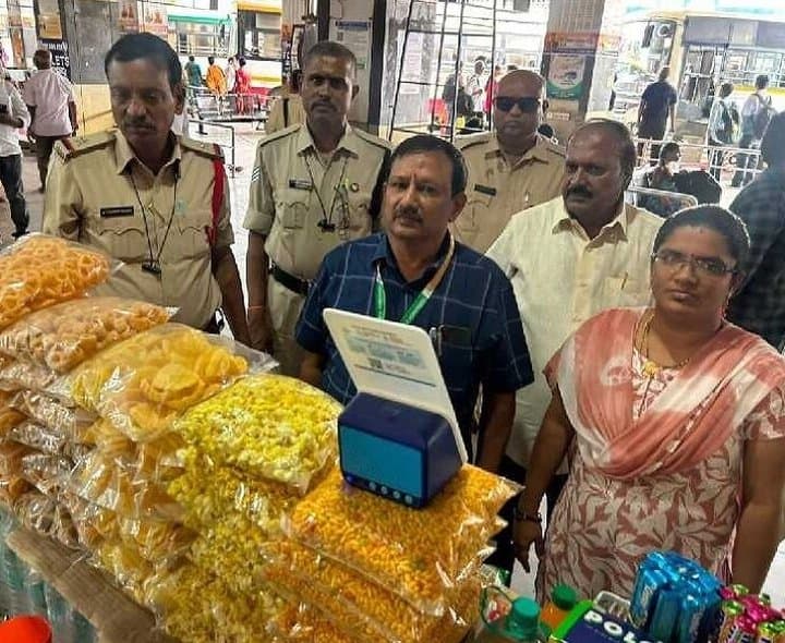 తిరుపతి ఆర్టీసీ బస్టాండ్‌లో ఫుడ్ సేఫ్టీ తనిఖీలు