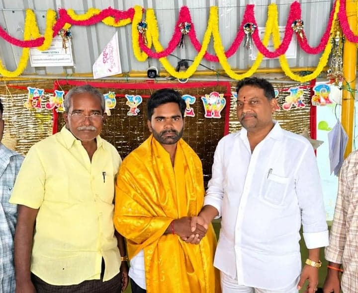 తపాలా దినోత్సవం సందర్భంగా కిషోర్ బాబు వ్యాఖ్యలు - Udayam