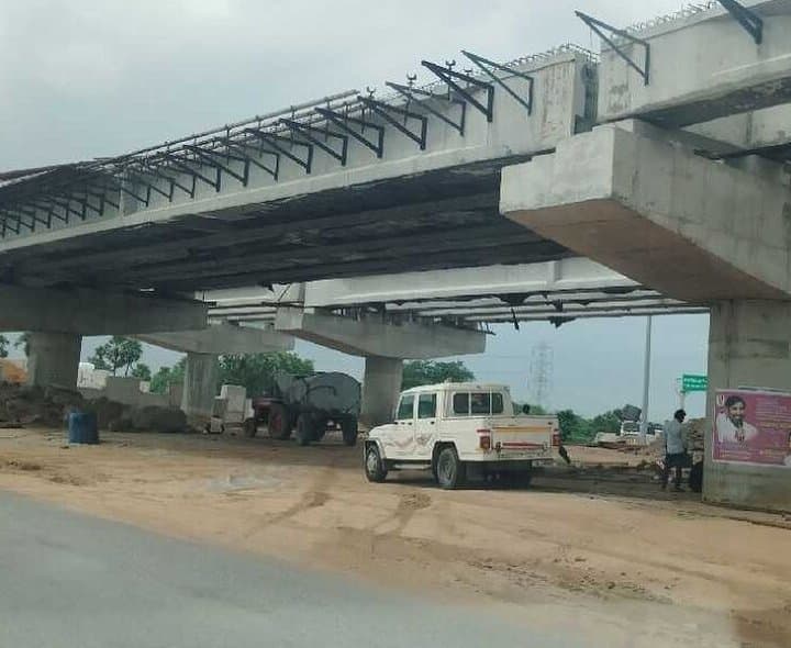 టేకుమట్ల అండర్‌పాస్‌ పనుల్లో జాప్యం