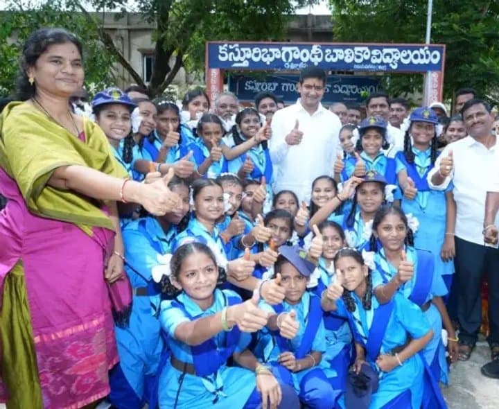 విద్యకు కూటమి ప్రభుత్వం ప్రాధాన్యం