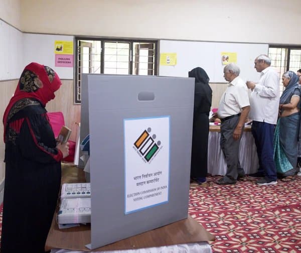 బెంగాల్ రాజ్యసభ పోరుకు ఈసీ సై