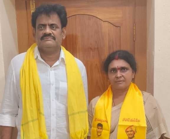 పులివెందుల బరిలో భార్యాభర్తలు