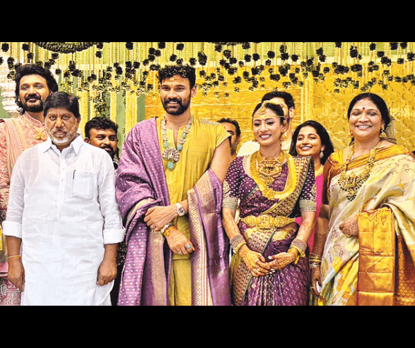 శ్రీవారి సన్నిధిలో ఒక్కటైన బెల్లంకొండ శ్రీనివాస్: వైభవంగా వివాహ వేడుక!