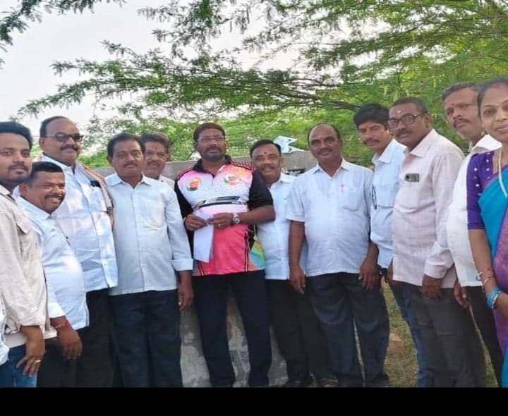 కాపు భవన నిర్మాణానికి హరీశ్ బాబు హామీ - Udayam