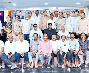 ఎస్కేయూ పూర్వ విద్యార్థులు