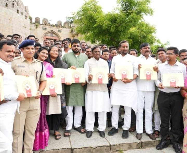 మహిళా సాధికారతే లక్ష్యం: మంత్రి వివేక్‌