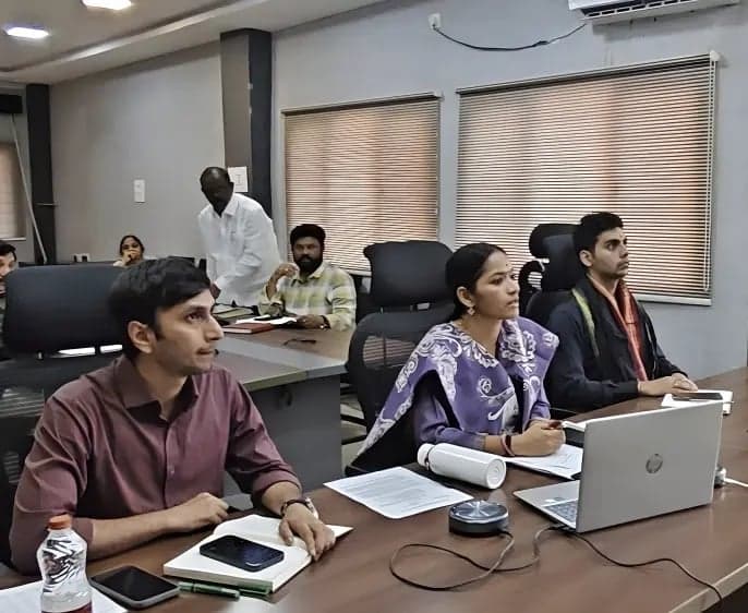తుఫాన్ ప్రాంతాల్లో భద్రతపై ప్రత్యేక దృష్టి - Udayam