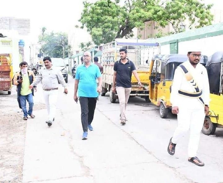 విధుల్లో నిర్లక్ష్యం వహిస్తే కఠిన చర్యలు: కమిషనర్