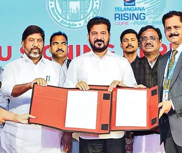 ఉద్యోగులకు భరోసా: పీఆర్‌సీపై సీఎం హామీ