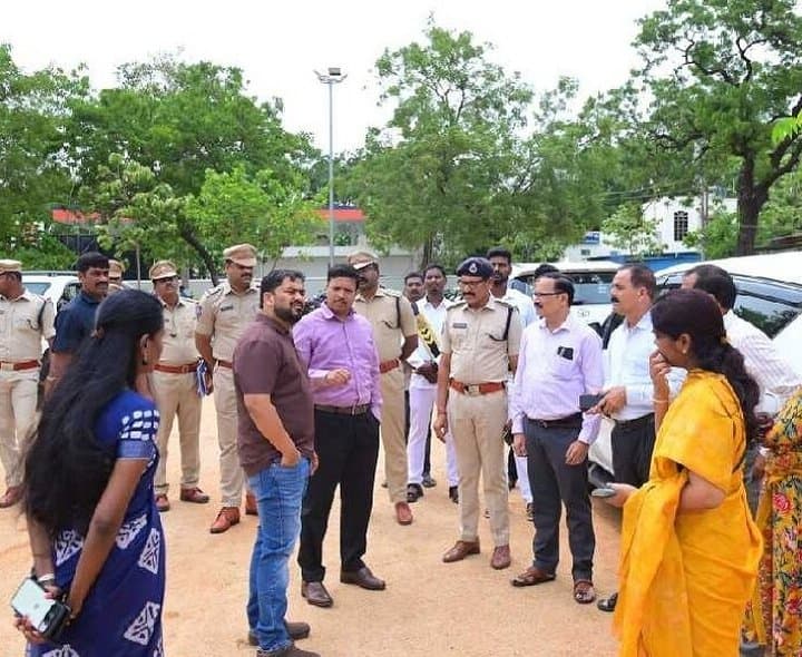 స్వాతంత్య్ర దినోత్సవ వేడుకలకు ఏర్పాట్లు