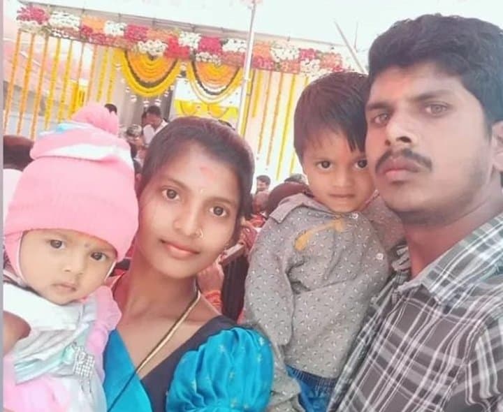బావిలోకి కారు.. నలుగురు మృతి