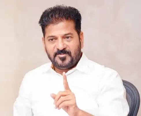 విద్యుత్‌ అంతరాయాలపై రేవంత్‌ ఆగ్రహం.. అధికారులకు హెచ్చరిక