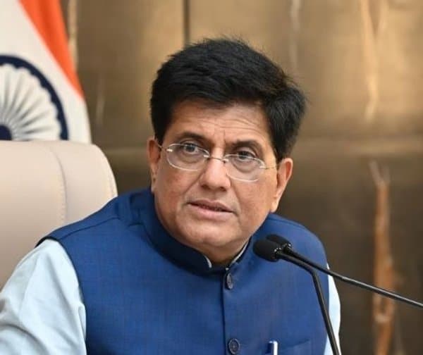 భారత్-కెనడా వాణిజ్య ఒప్పందం: వ్యాపారాలు మారనున్నాయా? - Udayam Digital