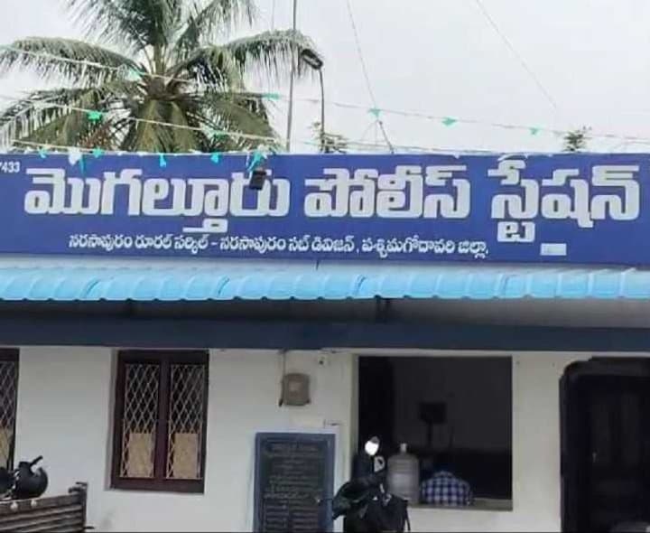 చెత్త వివాదం.. వృద్ధురాలిపై దాడి