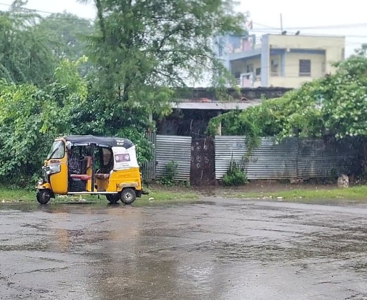 ఆసిఫాబాద్‌లో భారీ వర్షం - Udayam