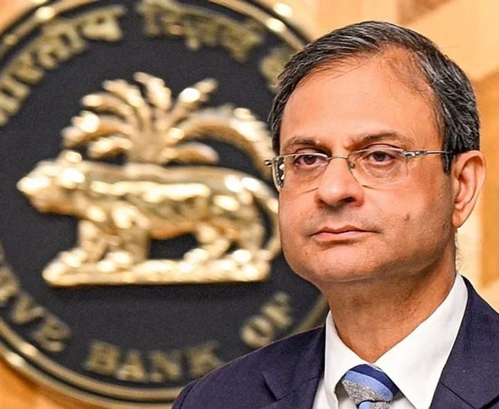 యూపీఐ ఛార్జీలపై ఆర్‌బీఐ గవర్నర్‌ స్పందన