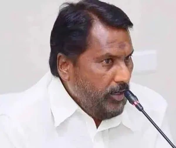 రోళ్ల వాగు ప్రాజెక్టుపై మంత్రి సమీక్ష