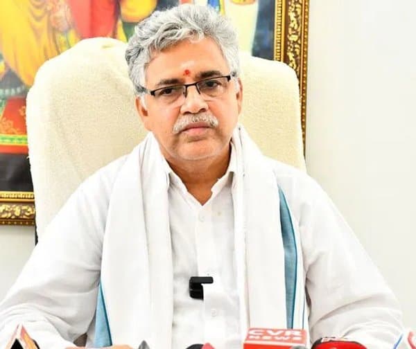 యాదగిరిగుట్ట ట్రస్ట్ బోర్డు ప్రమాణ స్వీకారం