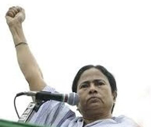విచారణలో కొత్త మలుపు: సీబీఐ గురి ఆ డాక్టర్‌పైనేనా - Udayam Digital