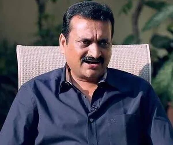 ప్రకాష్ రాజ్-బండ్ల గొడవ