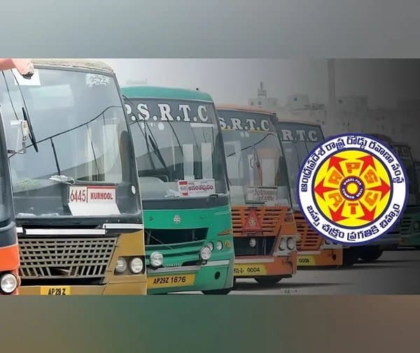 విద్యార్థులకు ఉచిత బస్సు పాసులు