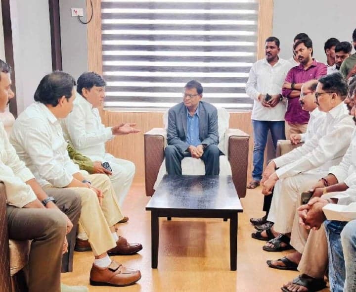 కాకతీయ యూనివర్సిటీని సందర్శించిన వినోద్ కుమార్ - Udayam
