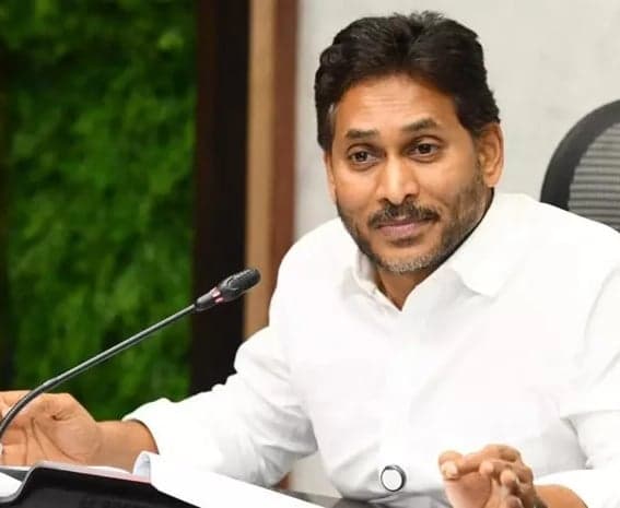 ఇంజనీర్ల సేవలు అమూల్యమైనవి: వైఎస్‌ జగన్‌ శుభాకాంక్షలు