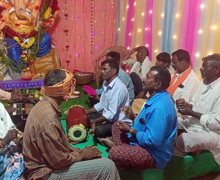మైలారంలో ఆకట్టుకున్న భజన కార్యక్రమం - Udayam