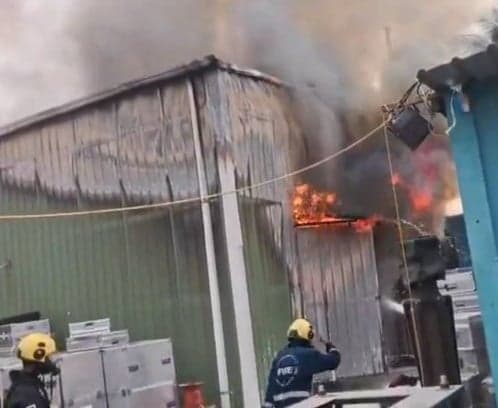 మాదాపూర్‌లో భారీ అగ్నిప్రమాదం