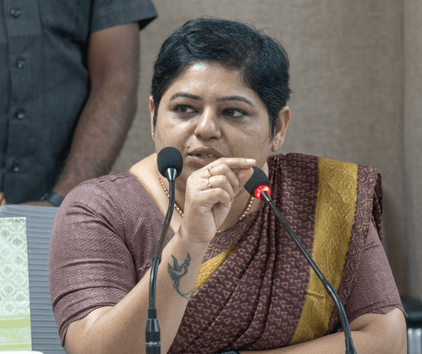 తెలంగాణలో ఇంటింటి సర్వే: మే 11 నుంచే గణన ప్రక్రియ ప్రారంభం! - Udayam Digital