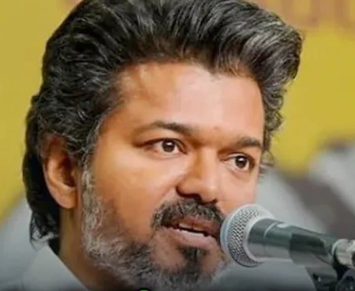 విజయ్‌ సర్కార్‌పై టెండర్‌ వివాదం