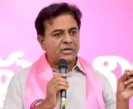 దేశ రాజకీయాల్లో కేసీఆర్ కీలకం కానున్నారు: కేటీఆర్