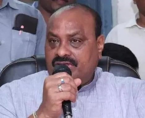 శ్రీకాకుళంలో వరద ప్రాంతాల్లో అచ్చెన్నాయుడు పర్యటన - Udayam