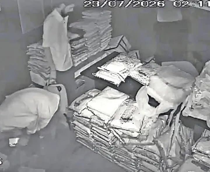 పనివారే దొంగలుగా మారి