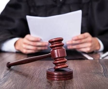 పిల్లలు పుట్టలేదని భార్యను నిందించలేం