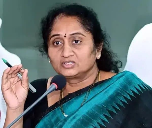 నేతన్నలకు ప్రభుత్వం తీపి కబురు: ఏడాదికి రూ.25 వేల ఆర్థిక సాయం
