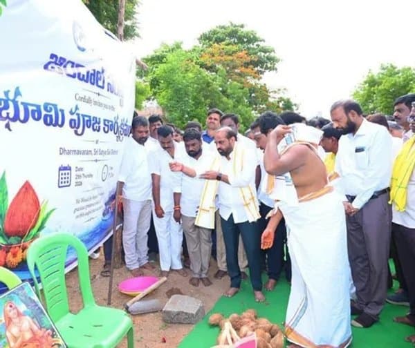 ధర్మవరంలో తాగునీటి ప్రాజెక్టుకు మంత్రి శ్రీకారం - Udayam Digital