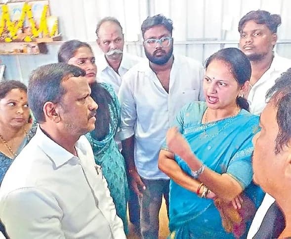 ఉండ్రాజవరంలో వంగవీటి రంగా విగ్రహ వివాదం సద్దుమణిగింది