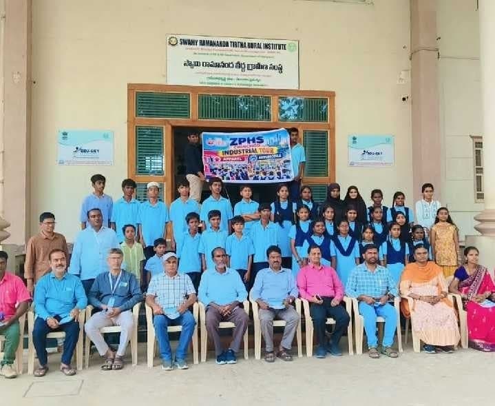 వొకేషనల్ విద్యార్థులకు నైపుణ్యాభివృద్ధిపై అవగాహన - Udayam