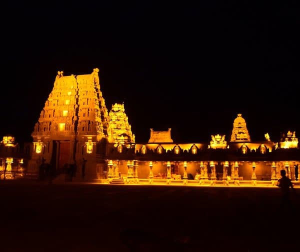 యాదగిరిగుట్టకు కొత్త బోర్డు.. స్థానికుల అసంతృప్తి - Udayam Digital