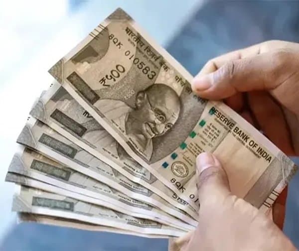 బీఎల్‌వోలకు జీతాల పెంపు