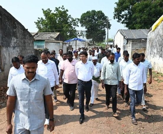 అర్హులైన పేదలందరికీ ఇందిరమ్మ ఇళ్లు: కలెక్టర్